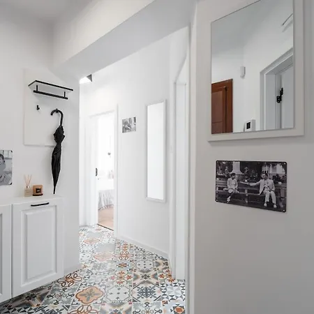Artistic 2 Bedroom Heart Of Kapana Ap1 * Plovdiv